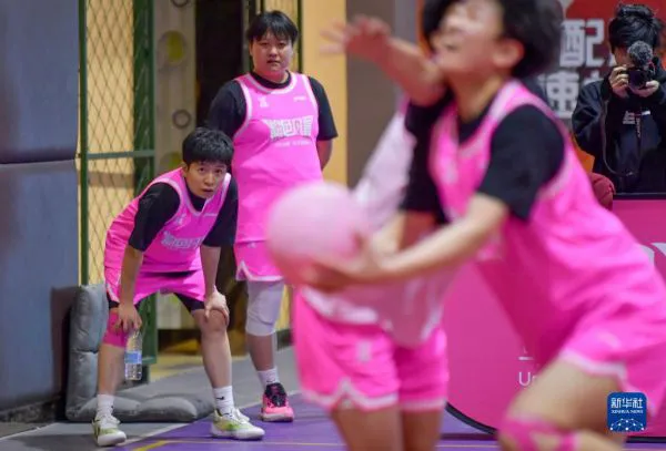 学生篮球队如何有效使用战术板_1